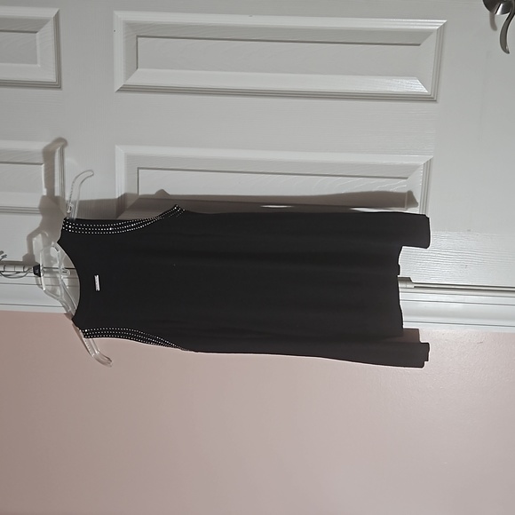 Black MK Top - Picture 3 of 3